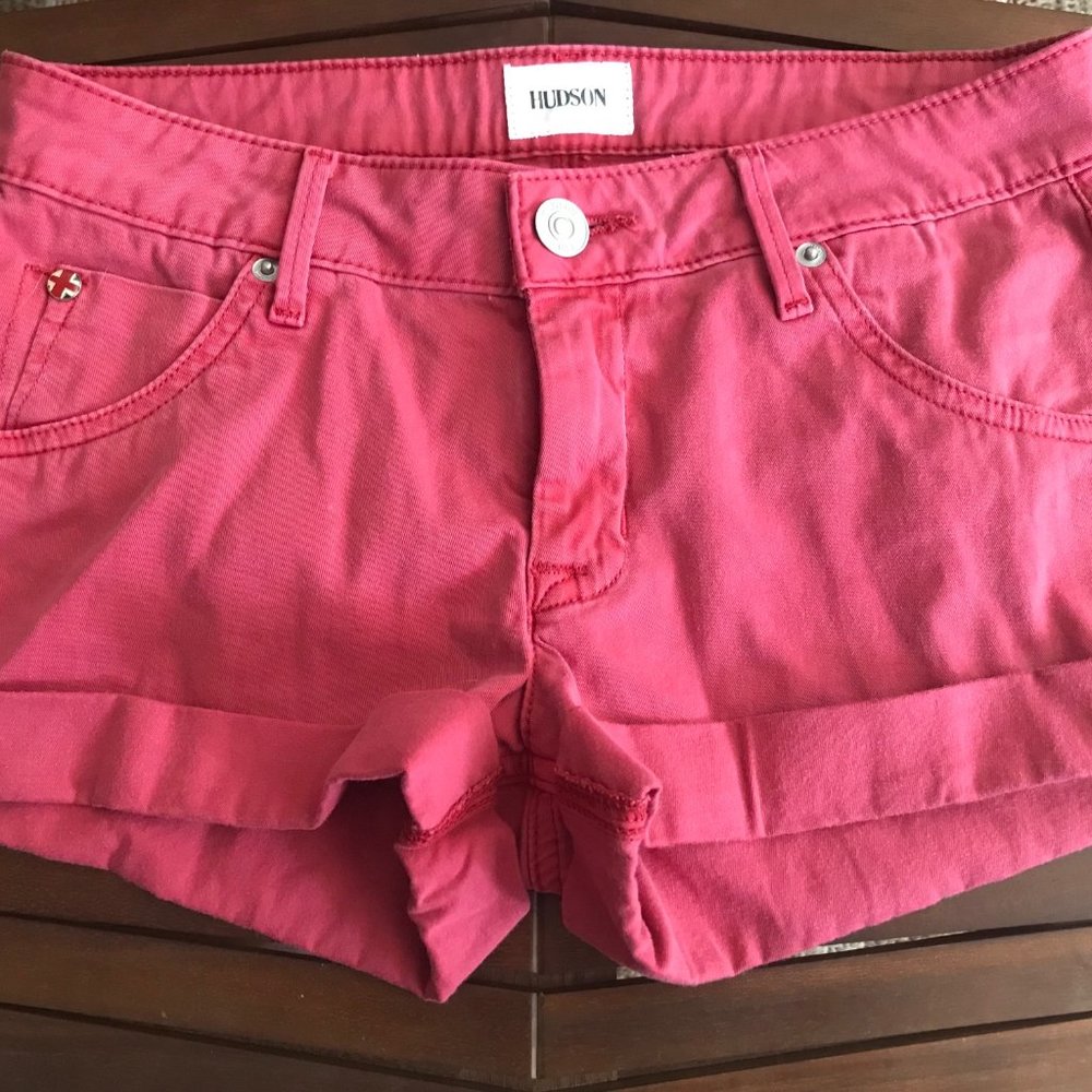 Hudson Hampton Cuffed Shorts Red/Pink Size 24